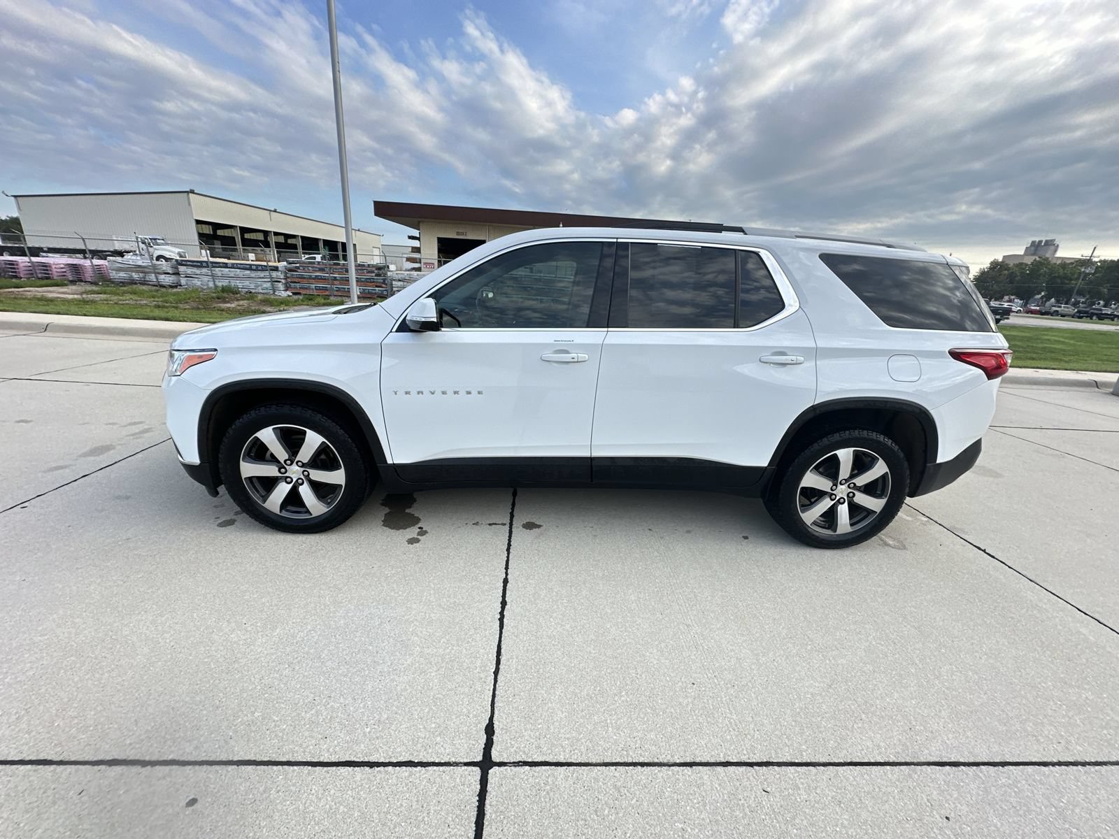 Certified 2018 Chevrolet Traverse LT AWD/4WD image 11