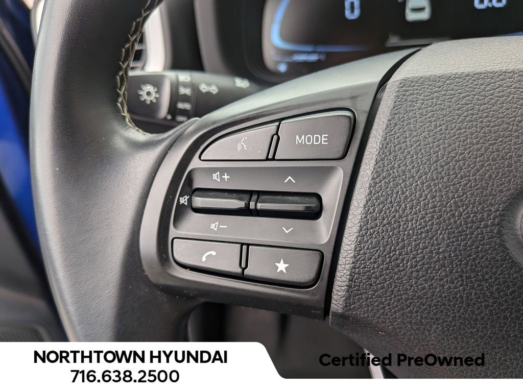 Certified 2023 Hyundai Venue Limited w/ Cargo Package image 30