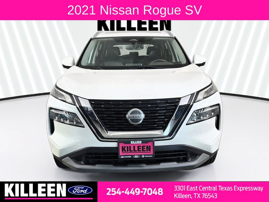 Used 2021 Nissan Rogue SV w/ Premium Package FWD image 2