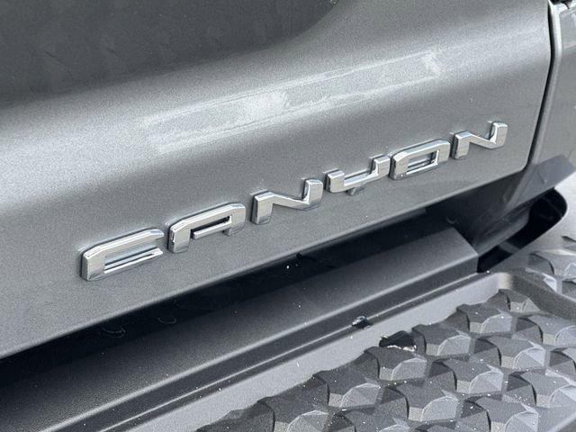 New 2026 GMC Canyon Denali AWD/4WD image 32