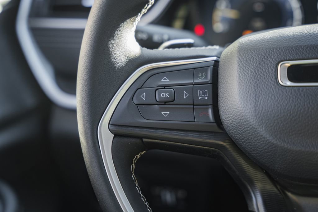 New 2025 Jeep Grand Cherokee Laredo X w/ MOPAR Finishing Package image 28