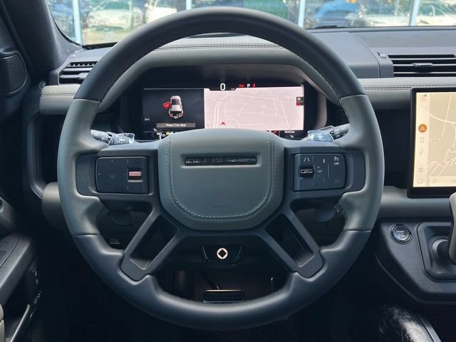 Used 2025 Land Rover Defender 110 AWD/4WD image 41
