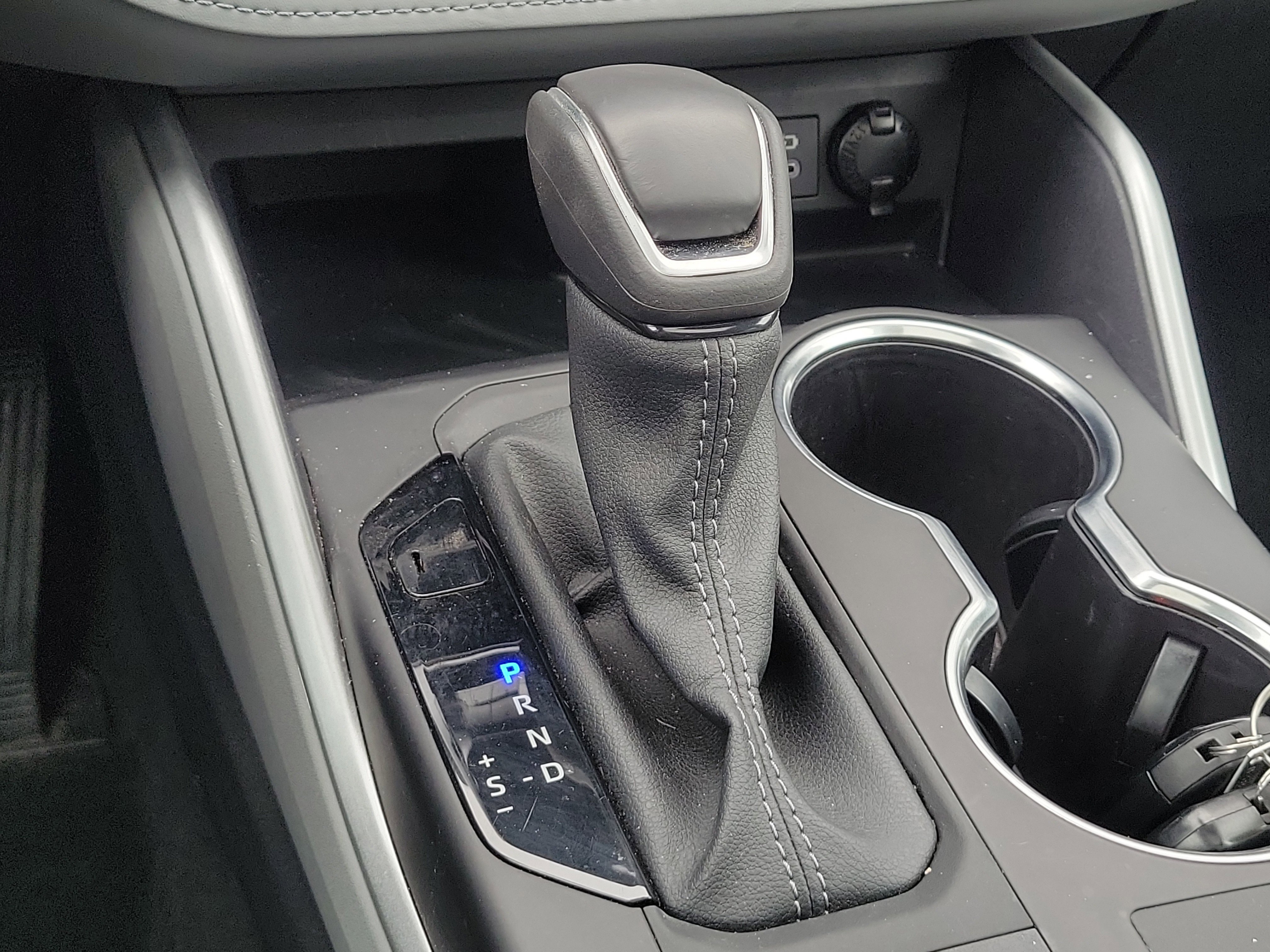 Used 2024 Toyota Highlander XLE image 36