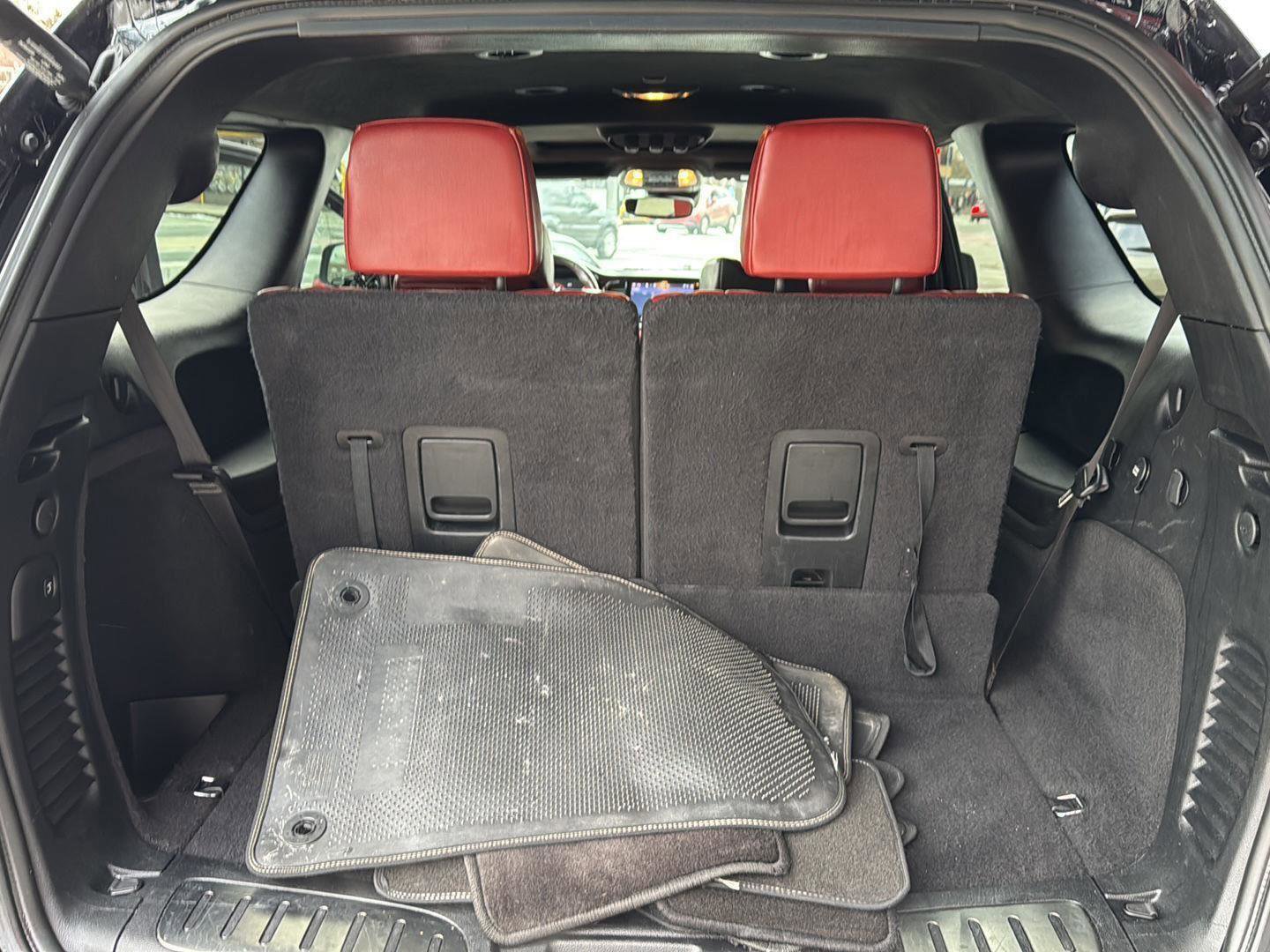 Used 2022 Dodge Durango SRT w/ Premium Interior Group image 33