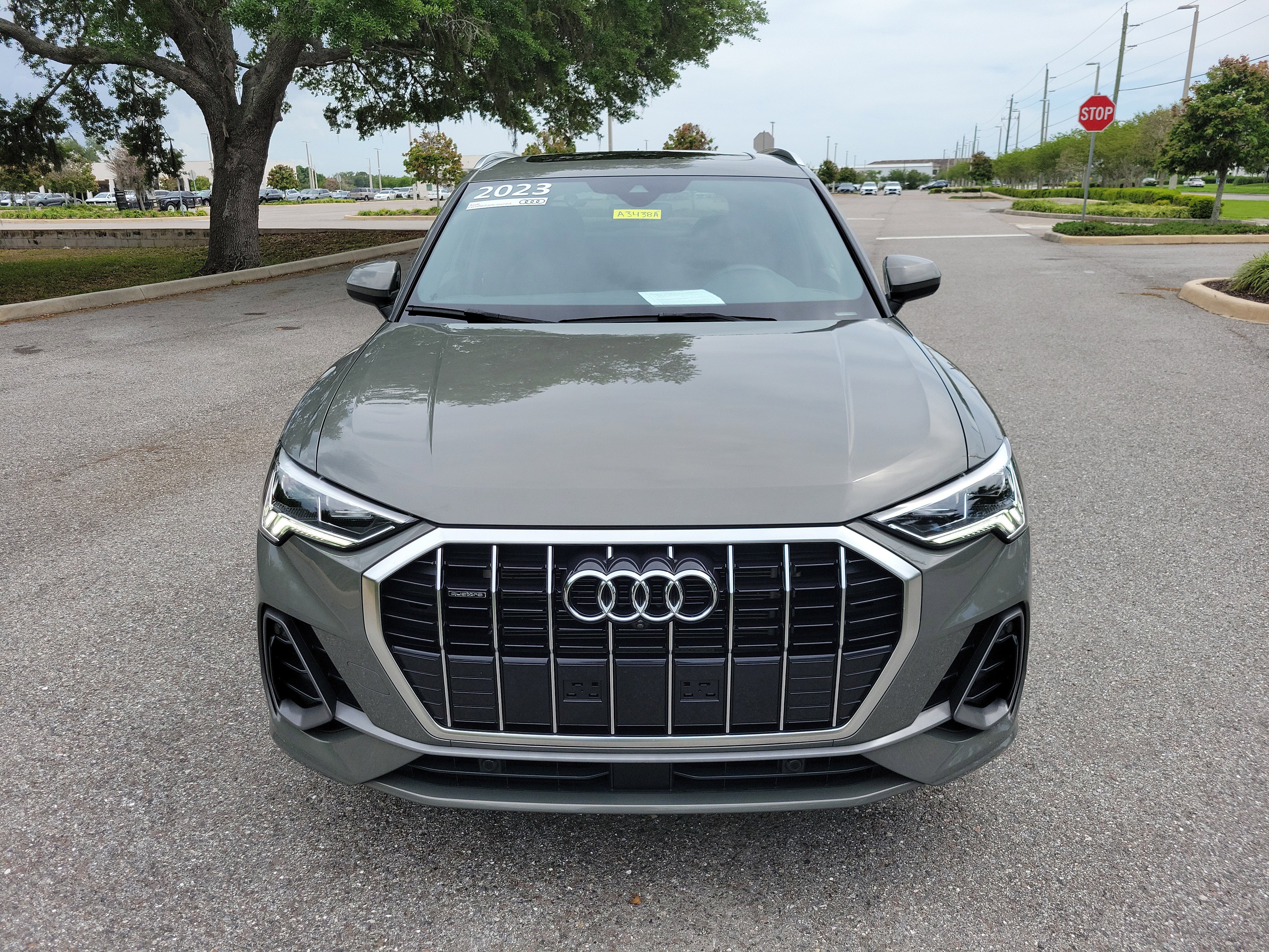 Certified 2023 Audi Q3 2.0T Premium Plus w/ Premium Plus Package AWD/4WD image 2