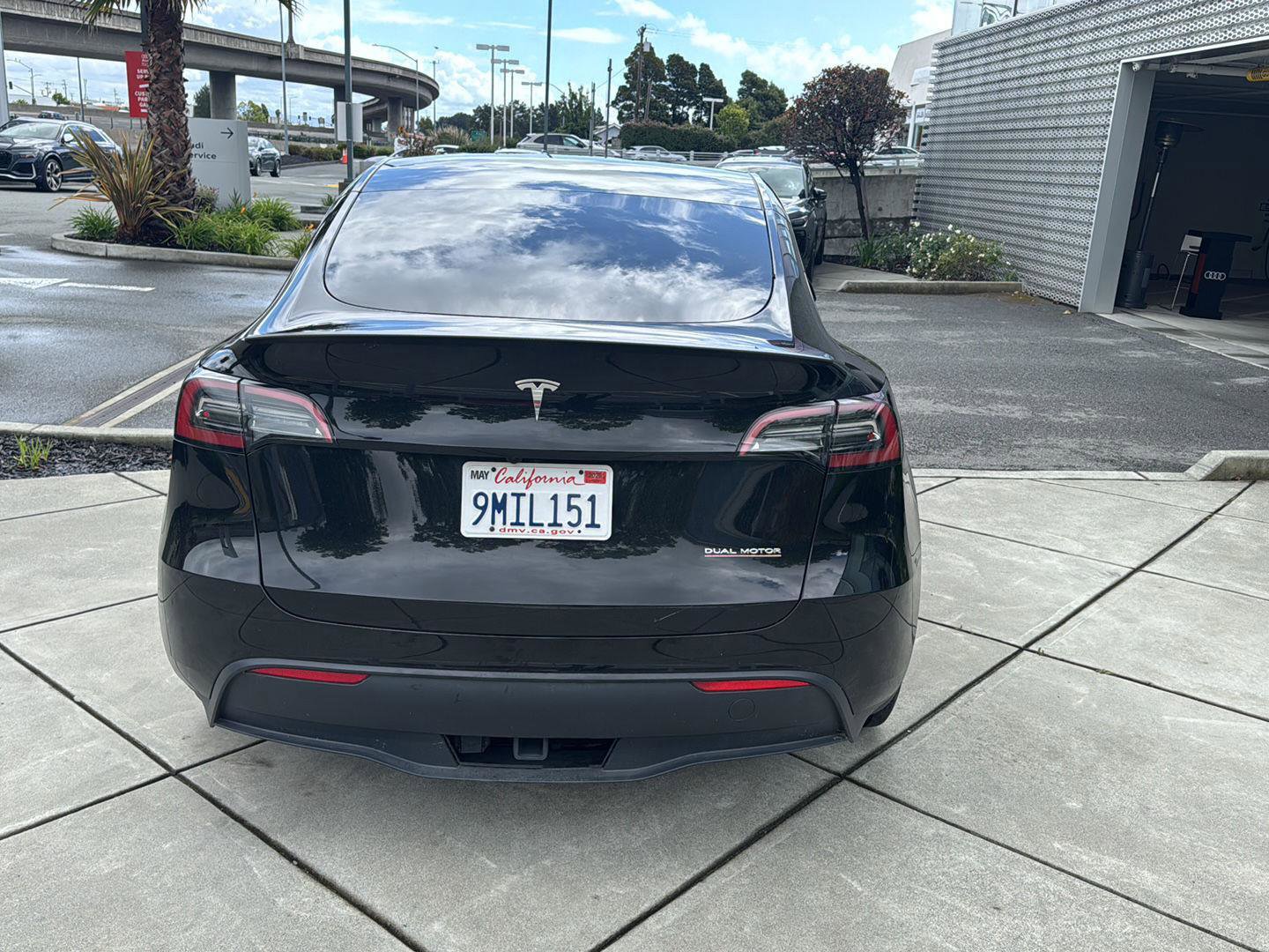 Used 2024 Tesla Model Y Performance image 7