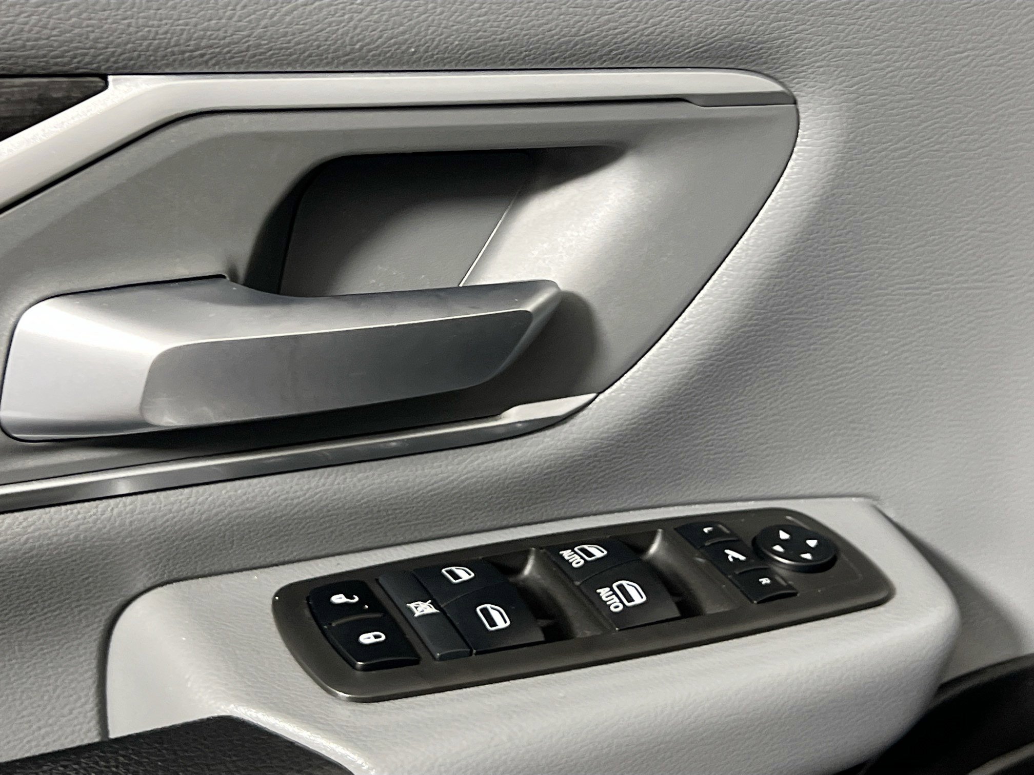 Used 2022 RAM 1500 Big Horn RWD image 16