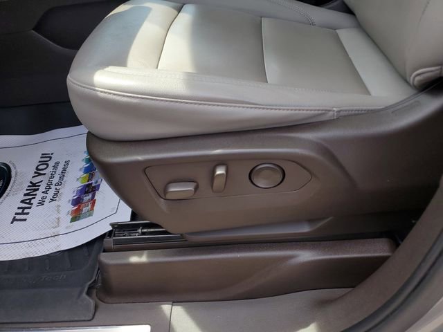 Used 2023 Chevrolet Tahoe LT w/ LT Signature Package AWD/4WD image 18