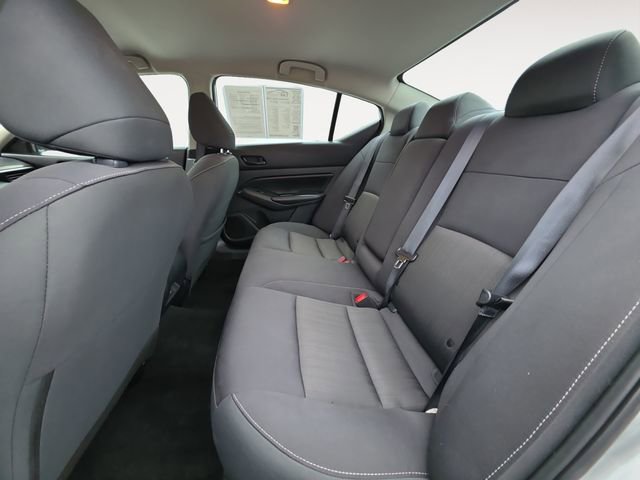 Used 2024 Nissan Altima 2.5 SV image 13