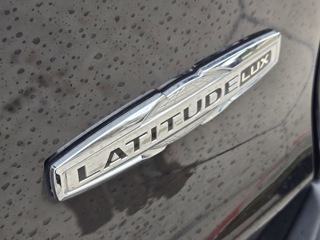 Used 2022 Jeep Cherokee Latitude Lux image 12