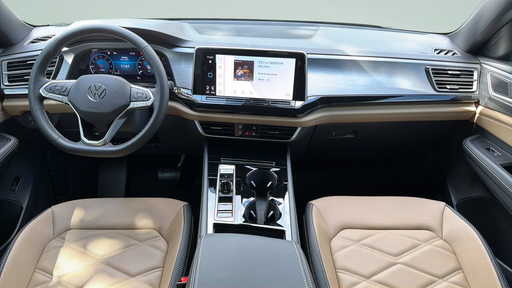 New 2026 Volkswagen Atlas Cross Sport SE FWD image 12