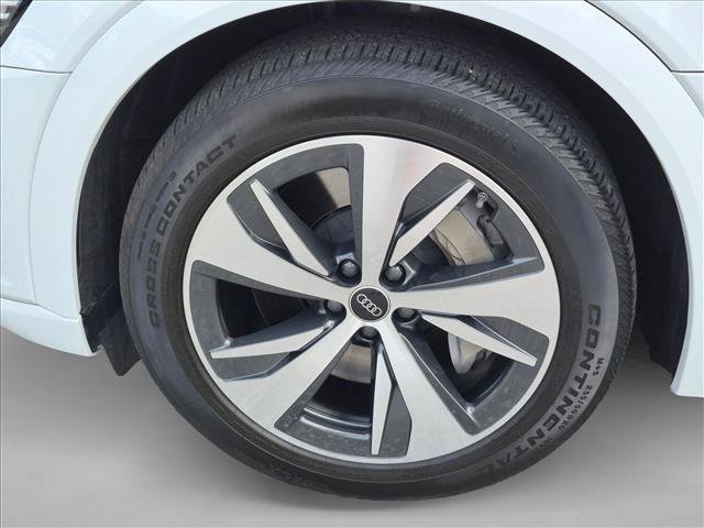 Certified 2024 Audi Q8 e-tron Premium Plus AWD/4WD image 21