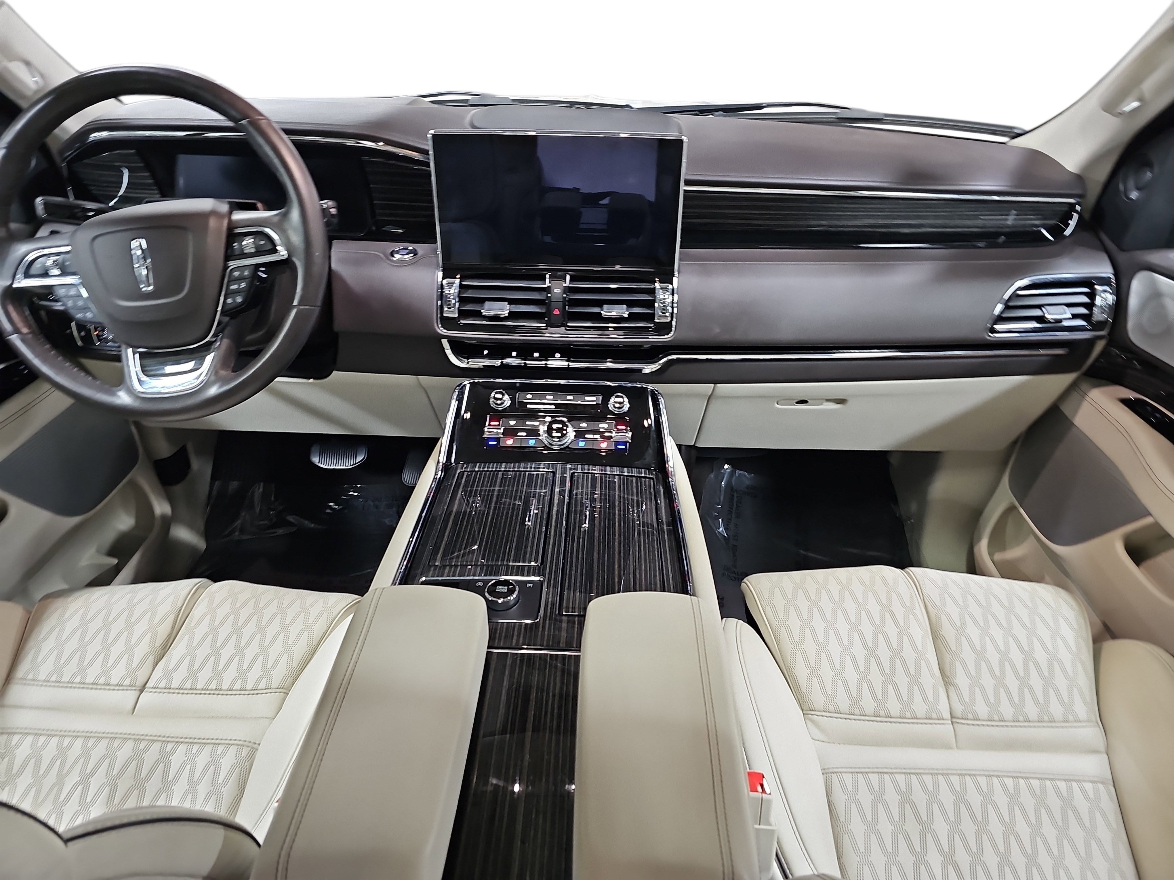 Used 2024 Lincoln Navigator Black Label AWD/4WD image 9