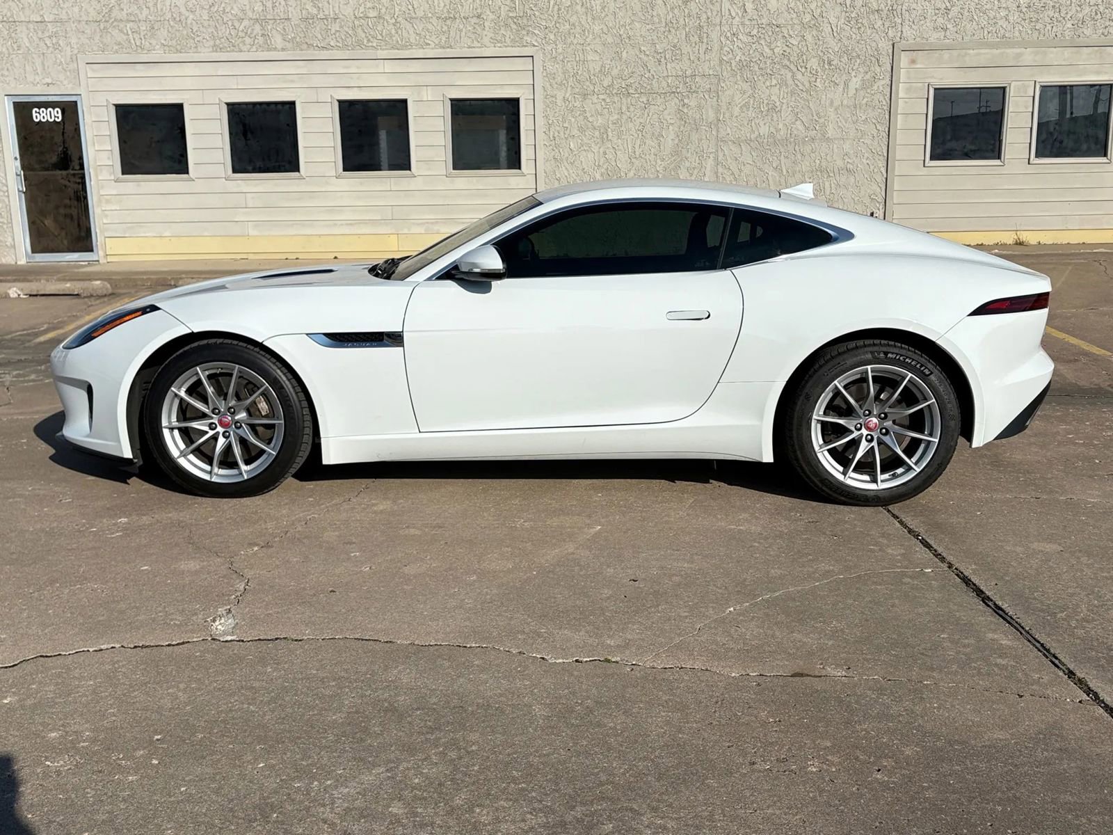 Used 2018 Jaguar F-TYPE Coupe image 5