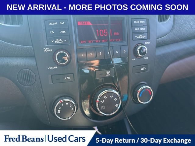 Used 2010 Kia Forte EX image 15