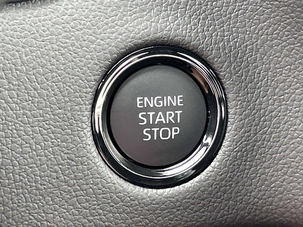 New 2026 Toyota Tundra Limited AWD/4WD image 34