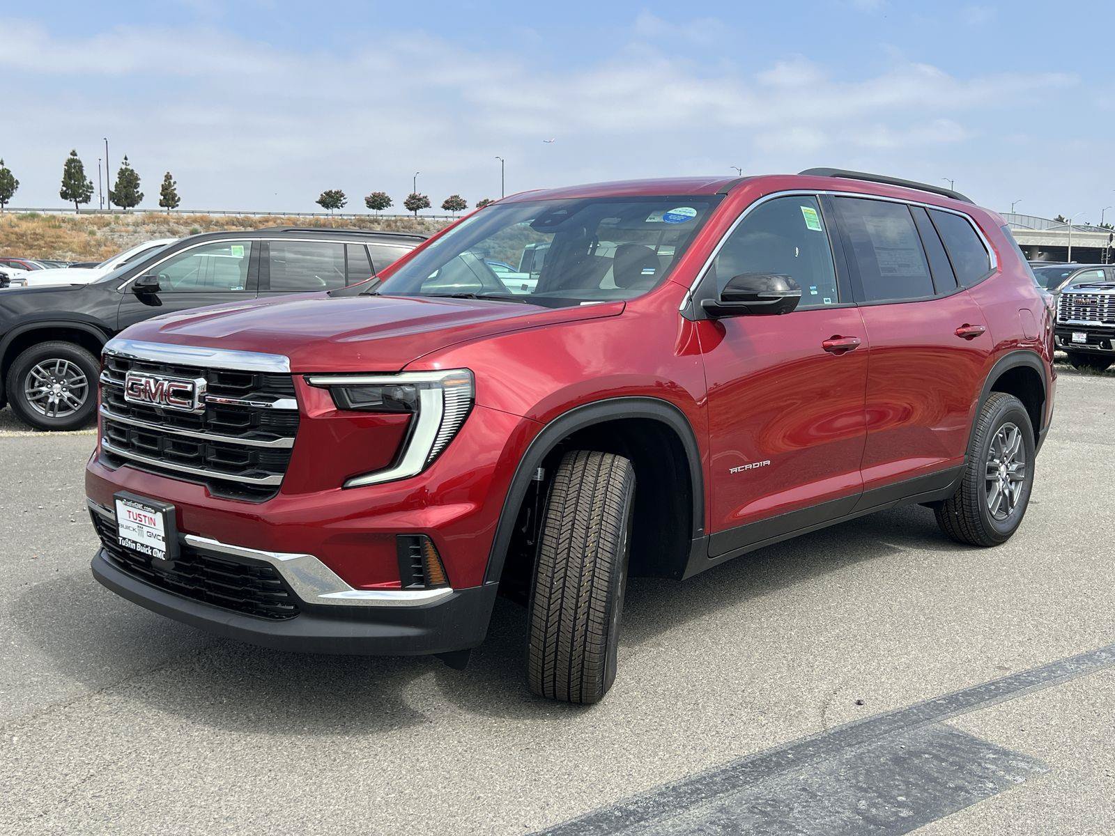 New 2025 GMC Acadia Elevation FWD image 7