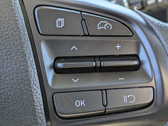 Used 2024 Hyundai Venue SE image 24