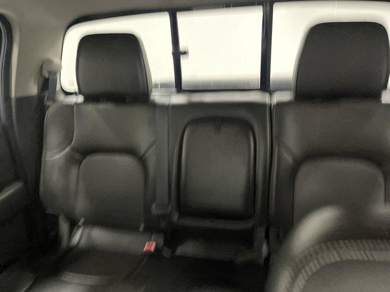 Used 2021 Nissan Frontier PRO-4X w/ Pro-4x Utility Package AWD/4WD image 9