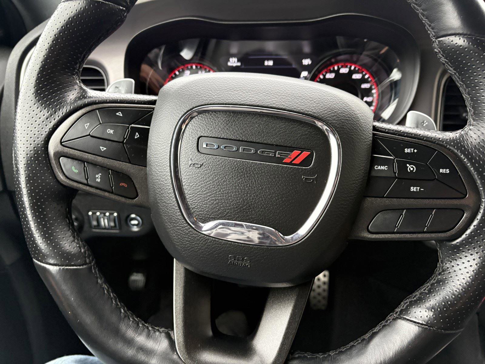 Used 2022 Dodge Charger R/T w/ Performance Handling Group image 17