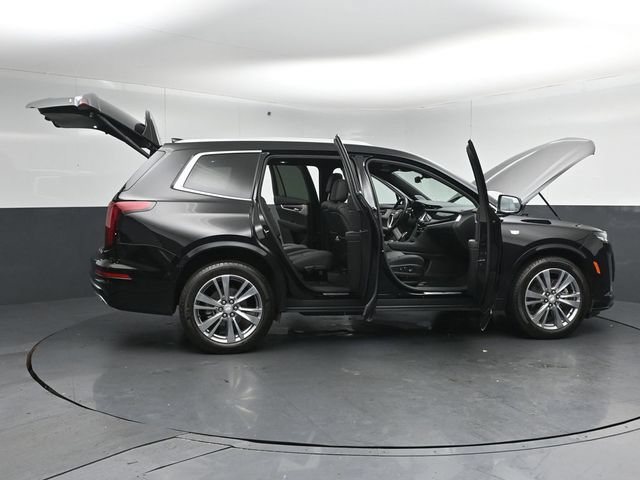 Used 2025 Cadillac XT6 Premium Luxury w/ Technology Package AWD/4WD image 61