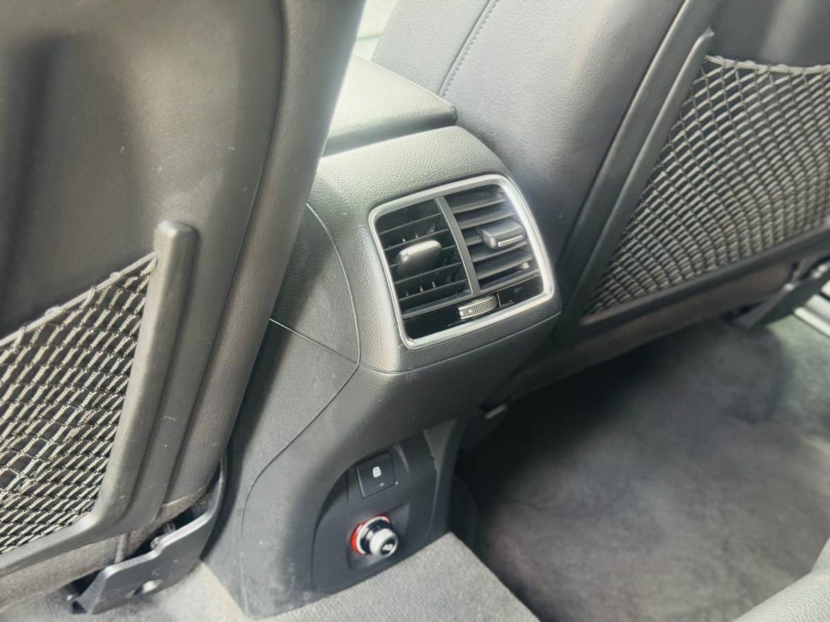 Used 2017 Audi Q3 2.0T Premium FWD image 22