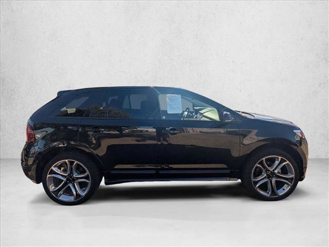 Used 2013 Ford Edge Sport w/ Driver Entry Pkg AWD/4WD image 4