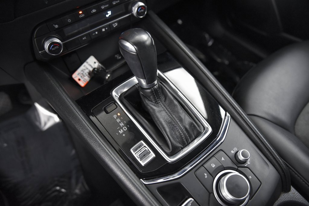 Used 2021 MAZDA CX-5 Touring image 22