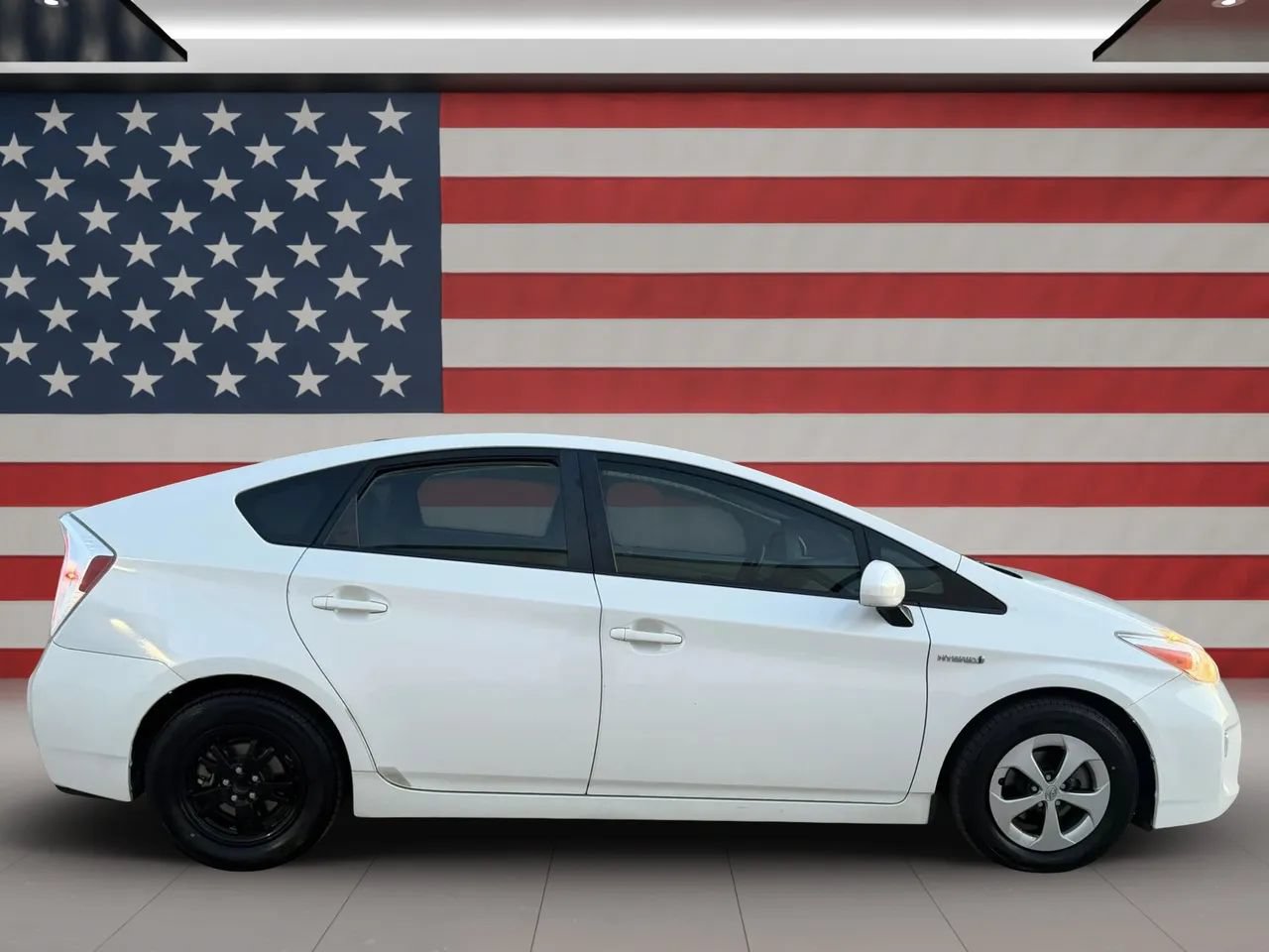 Used 2012 Toyota Prius Four w/ Deluxe Solar Roof Pkg FWD image 11
