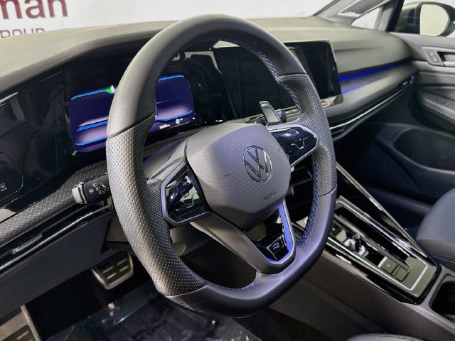Used 2024 Volkswagen Golf R AWD/4WD image 11