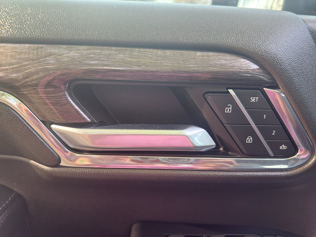 Used 2024 Chevrolet Silverado 2500 LTZ w/ LTZ Plus Package image 30