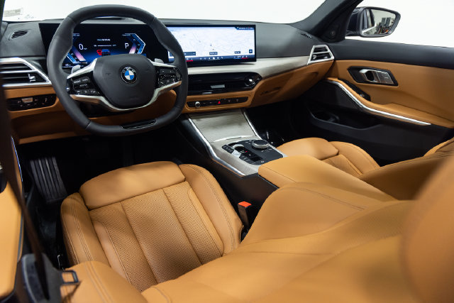 Certified 2025 BMW 330i xDrive Sedan w/ Premium Package AWD/4WD image 19