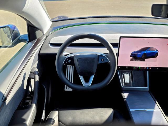 Used 2026 Tesla Model Y AWD image 13