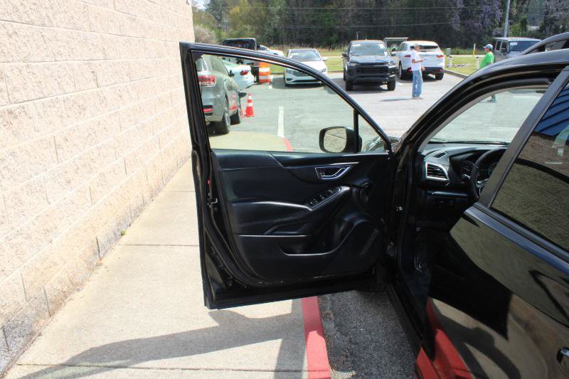 Used 2022 Subaru Forester Premium AWD/4WD image 15