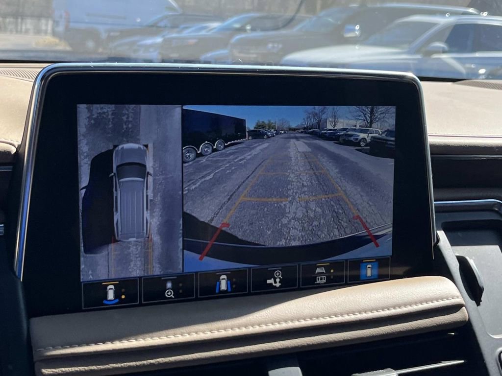 Used 2021 Chevrolet Tahoe Premier w/ Premium Package image 25