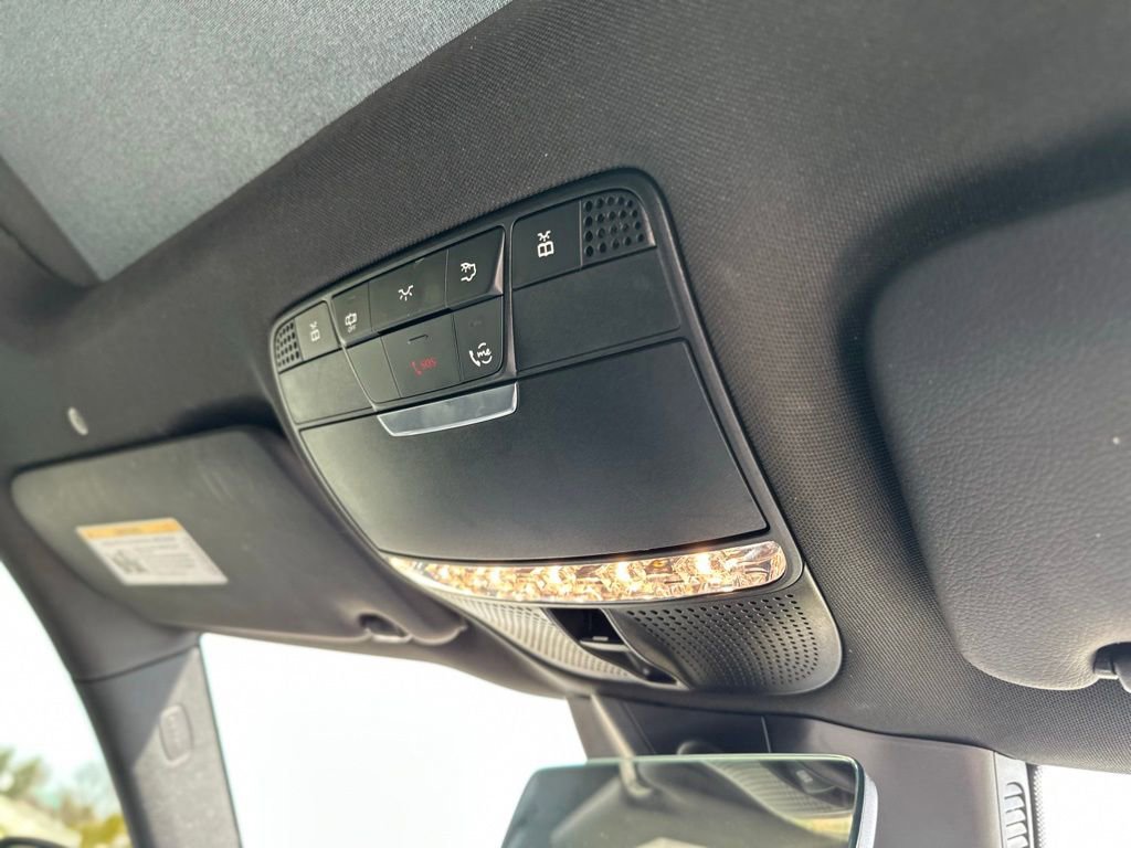 Used 2022 Mercedes-Benz C 300 4MATIC Coupe image 24