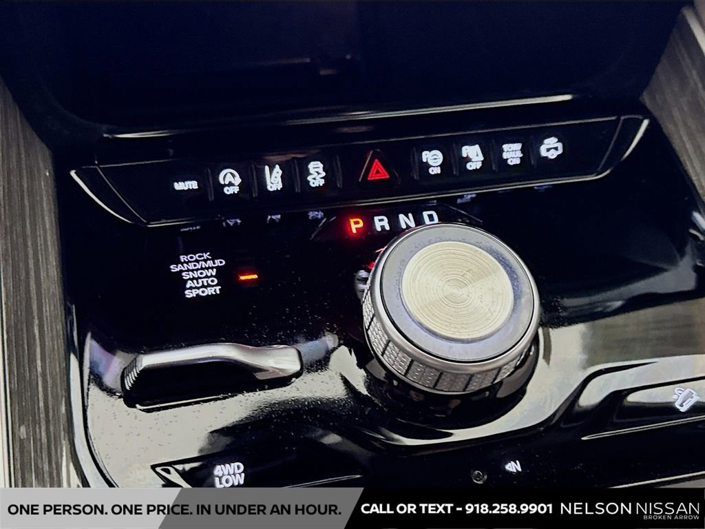 Used 2022 Jeep Wagoneer Series III w/ Convenience Group I image 17