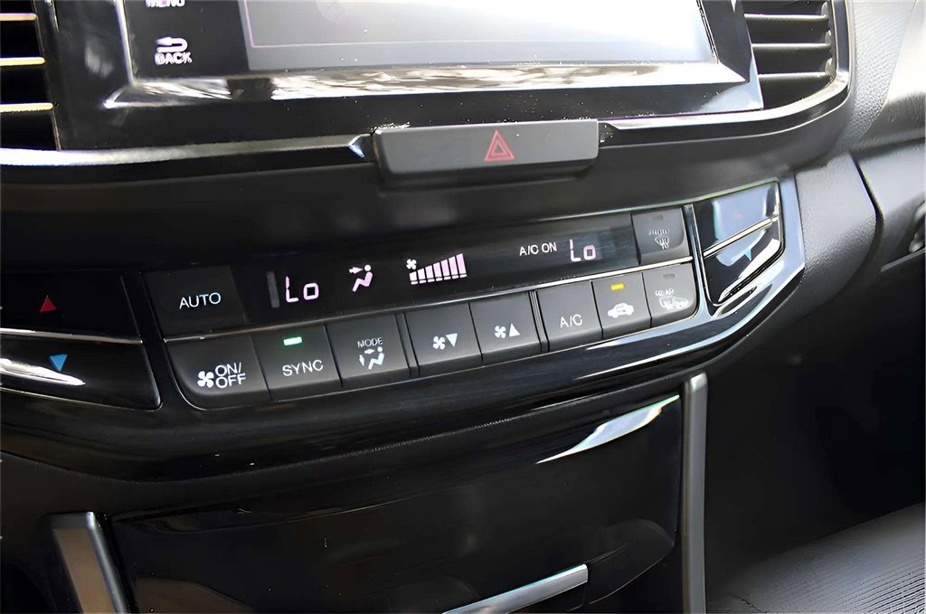 Used 2017 Honda Accord EX-L image 18