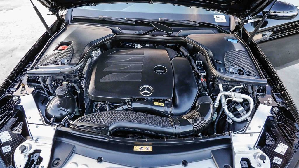 Used 2023 Mercedes-Benz E 350 Sedan image 28
