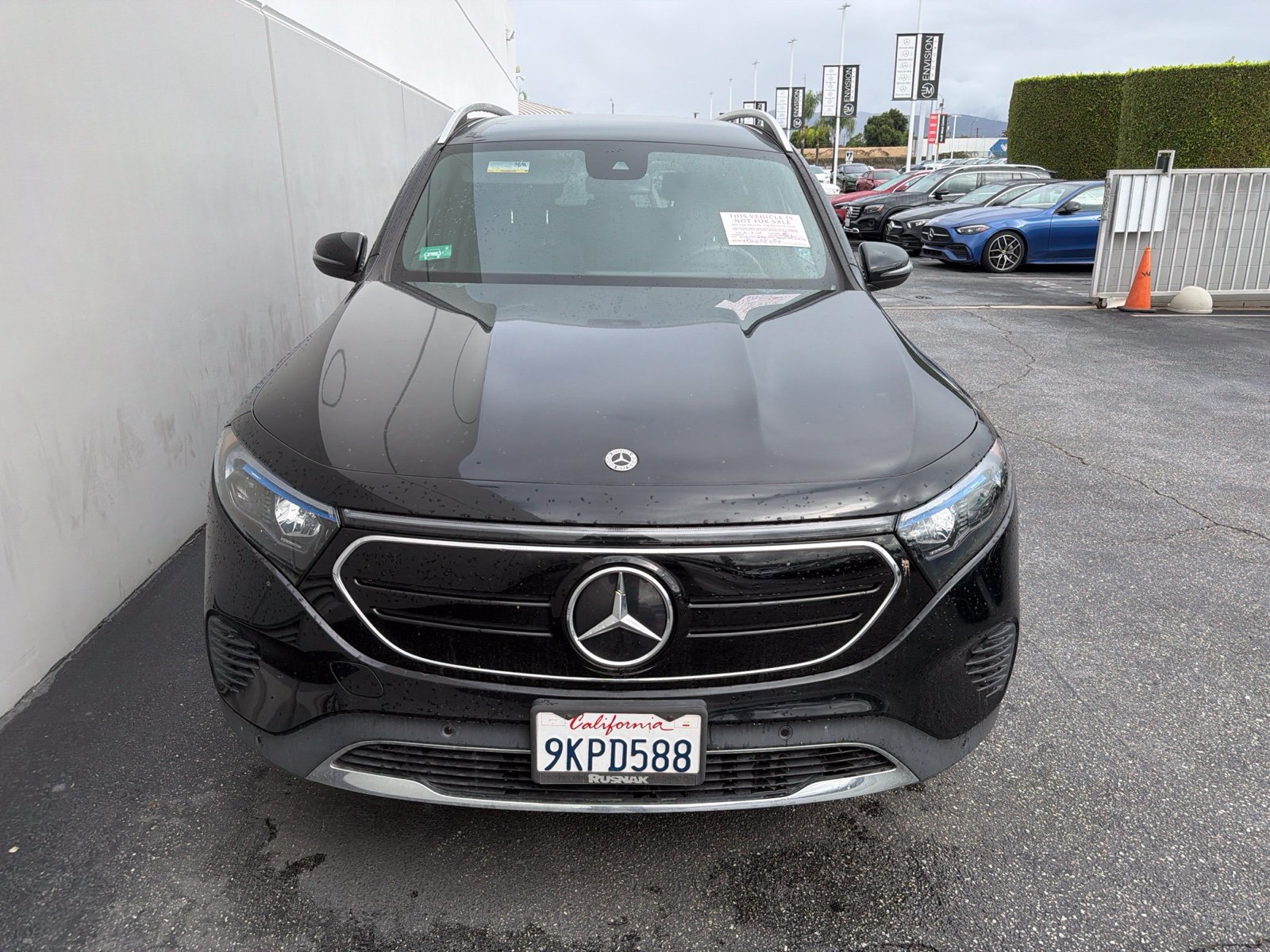 Used 2023 Mercedes-Benz EQB 300 4MATIC image 5