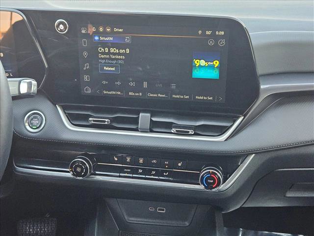 Used 2025 Chevrolet Equinox LT image 13