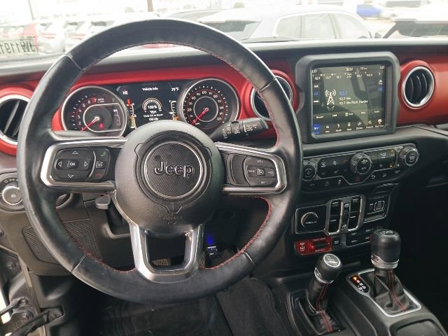 Used 2018 Jeep Wrangler Unlimited Rubicon AWD/4WD image 16