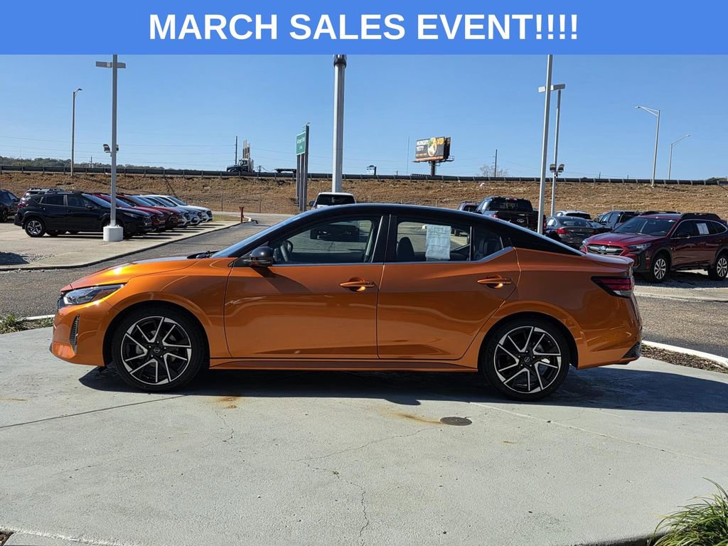 Used 2024 Nissan Sentra SR w/ SR Premium Package image 6