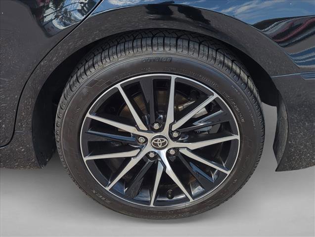 Certified 2022 Toyota Camry SE image 9