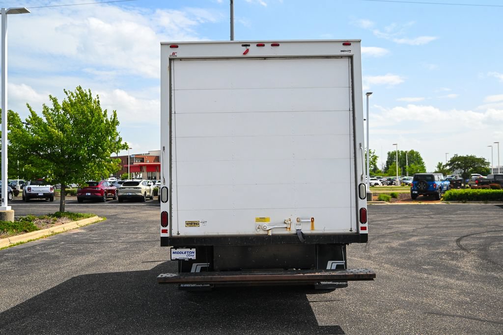 Used 2016 GMC Savana 3500 RWD image 6