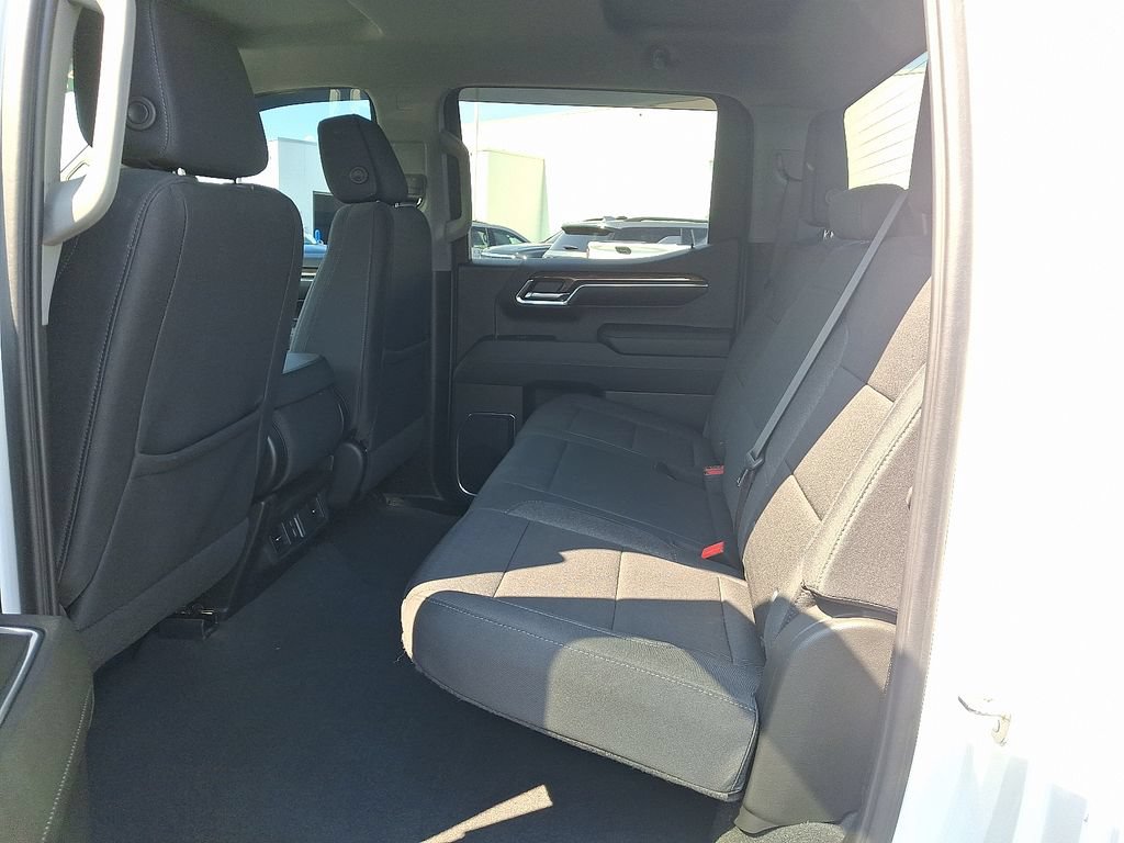 Certified 2024 Chevrolet Silverado 1500 LT AWD/4WD image 10