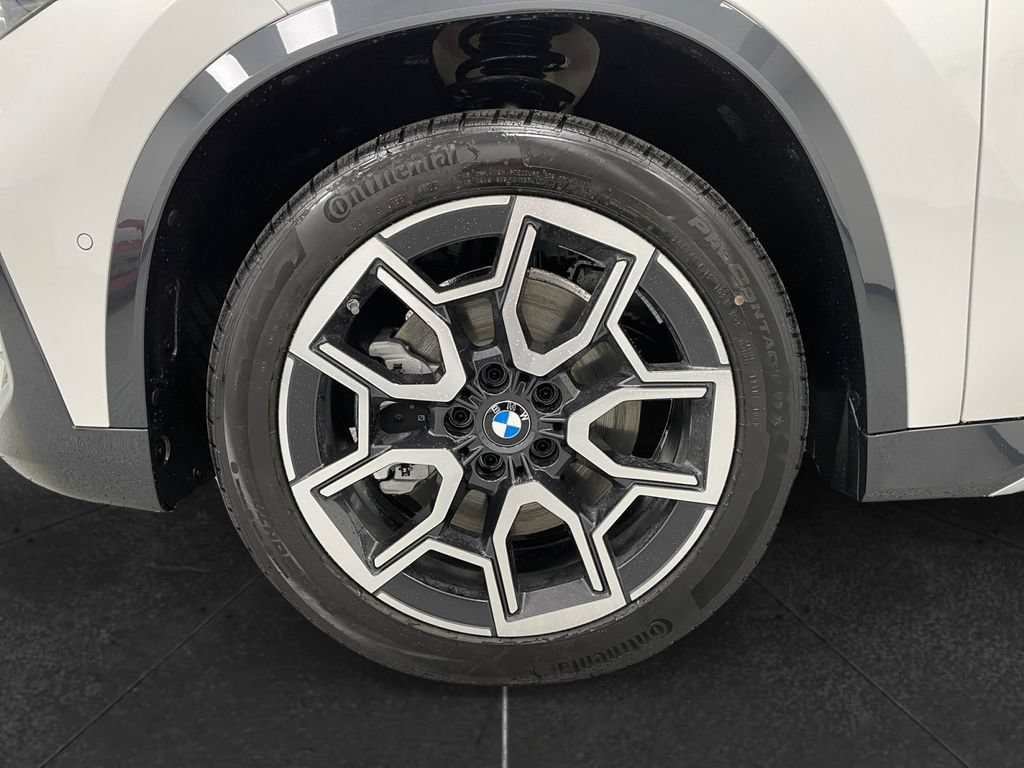 New 2026 BMW X1 xDrive28i w/ Technology Package AWD/4WD image 12