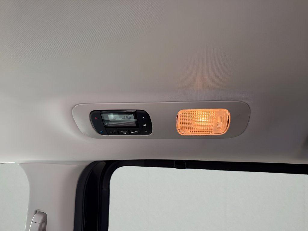 Used 2025 Honda Odyssey EX-L image 16
