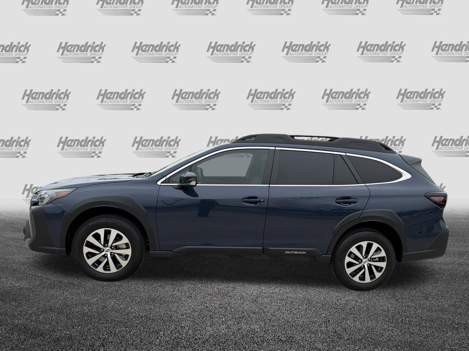 Used 2025 Subaru Outback Premium w/ Popular Package #1A image 7