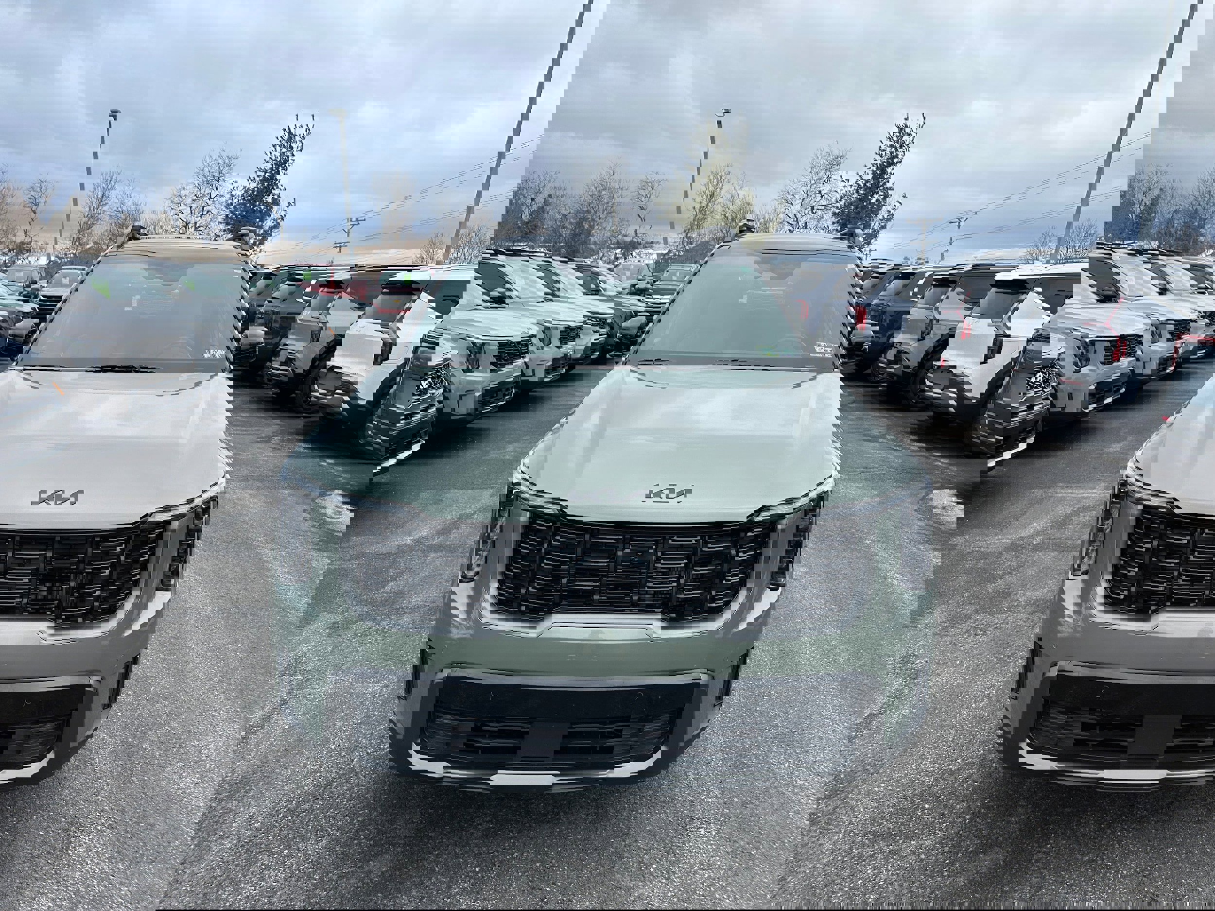 Used 2025 Kia Sorento SX Prestige w/ Sage Leather Package image 2